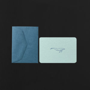 mini carte BALEINE + enveloppe mer bleue