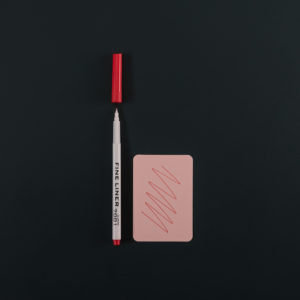 RED FINE LINER PEN