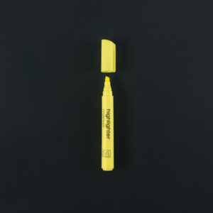 YELLOW FLUORESCENT HIGHLIGHTER