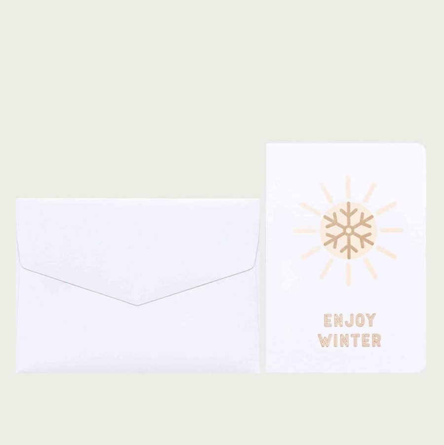 carte postale pour célébrer l'hiver "enjoy winter"