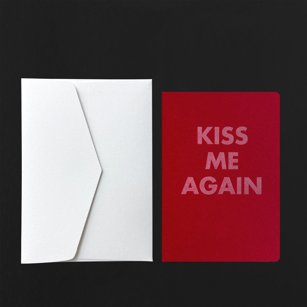 Carte postale KISS ME AGAIN + enveloppe blanche, le typographe, Qualité  typo