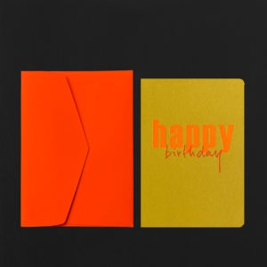 Carte postale HAPPY BIRTHDAY sur banane + enveloppe orange fluo