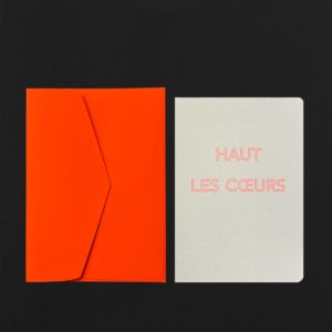 Folded Card HAUT LES COEURS + fluo orange envelope