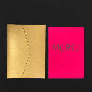 Carte postale MERCI rose fluo + enveloppe gold