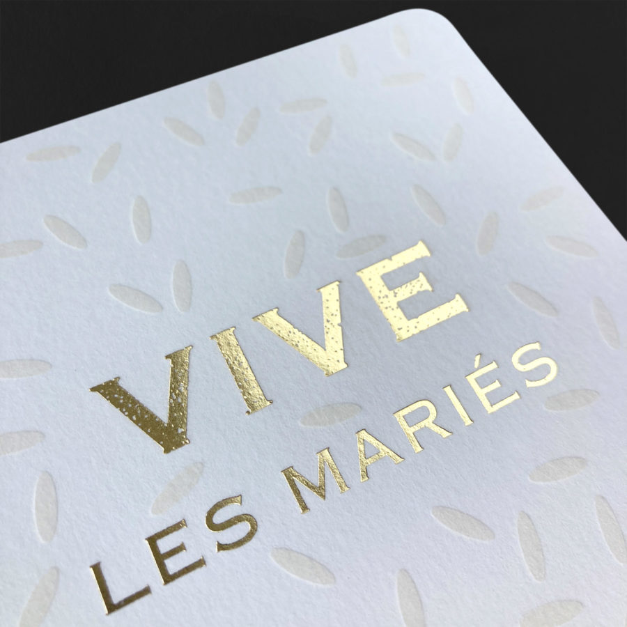 Carte postale VIVE LES MARIES + enveloppe ivoire