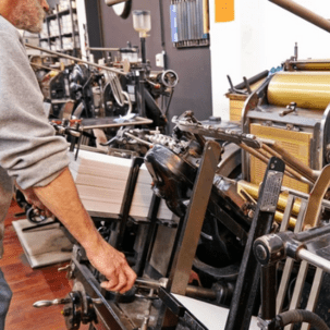 les presses de typographie du typographe