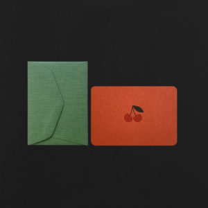 Mini carte CERISE + enveloppe mousse
