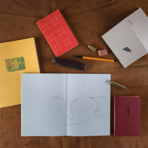 joli carnet pour dessiner et écrire