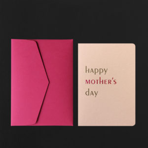 Folded Card HAPPY MOTHER'S DAY + fuchsia envelope
