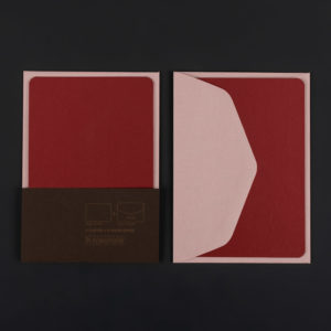 Paquet de 5 cartes A6 GRENAT et 5 enveloppes C6 100g GUIMAUVE