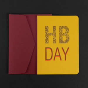 Carte A5 HB DAY banane + enveloppe C5 grenat